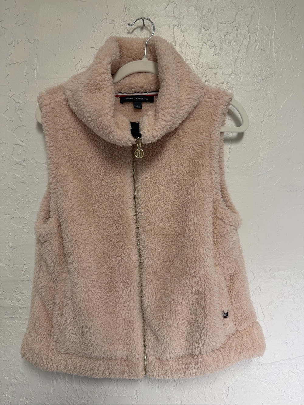 Tommy Hilfiger Women's Plush Sherpa Vest - Blush Pink